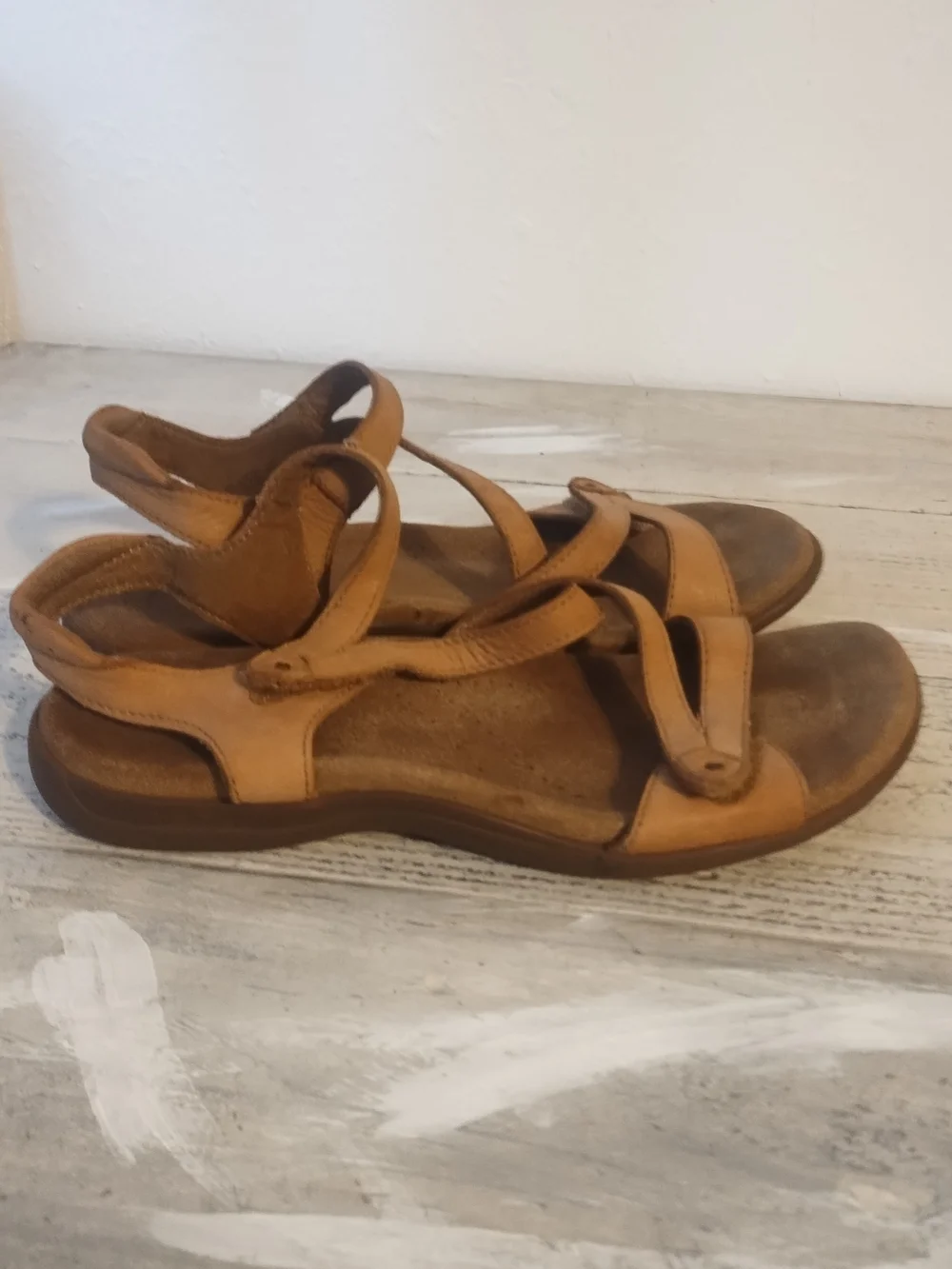 Taos stand up get comfortable Leather Sandal women's usaSz 8 /6 UK size